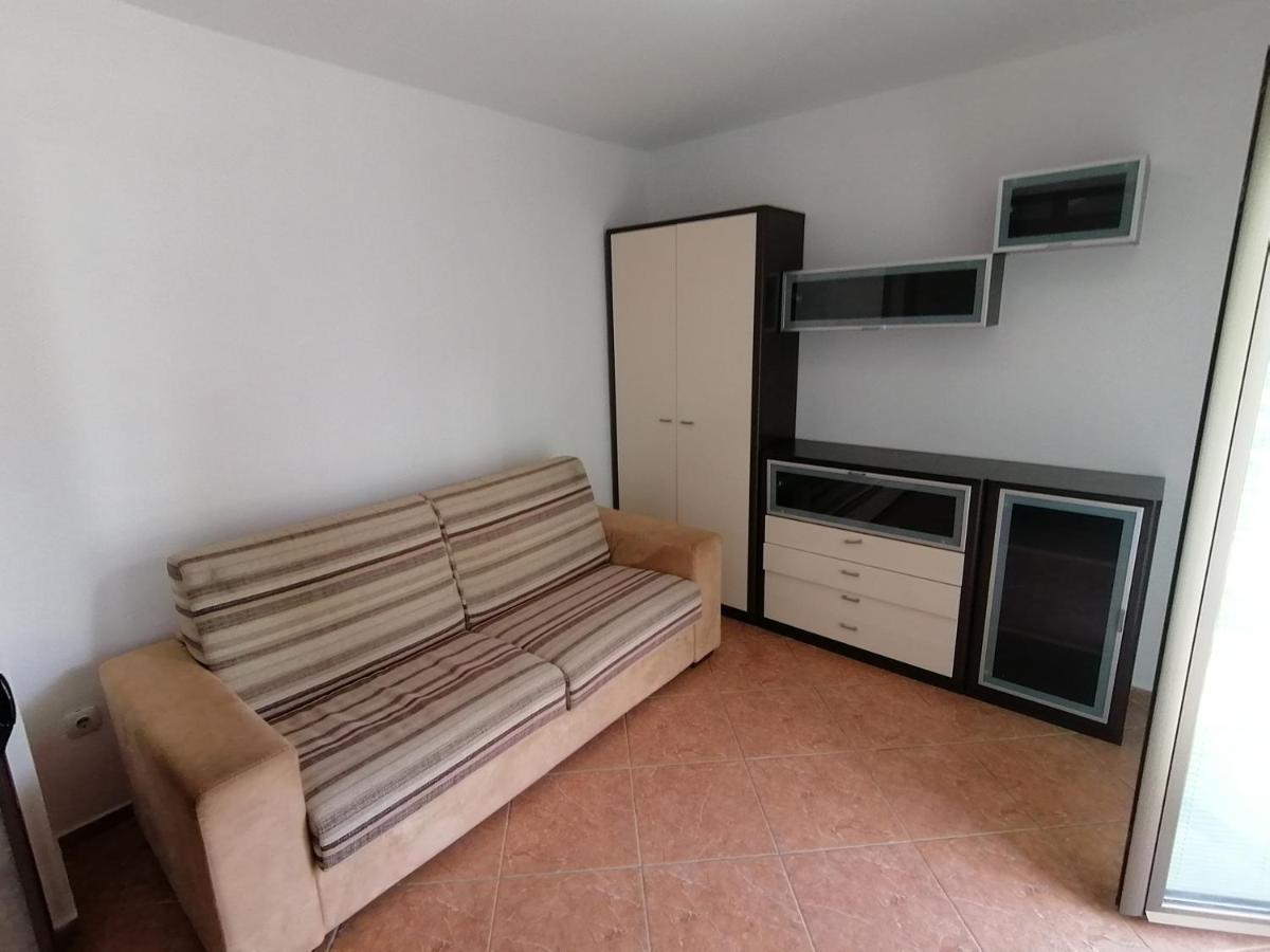 Guest house Vila Mila Budva