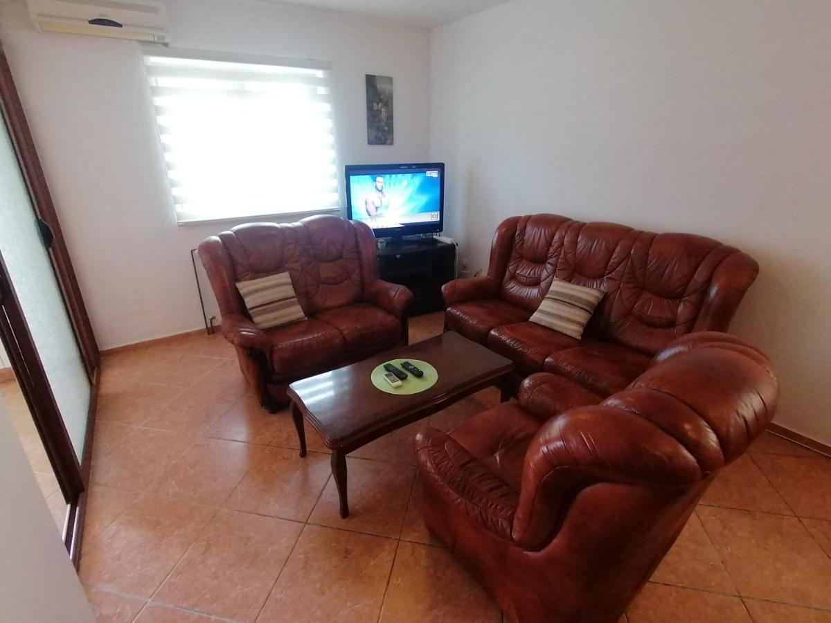 Vila Mila * Budva